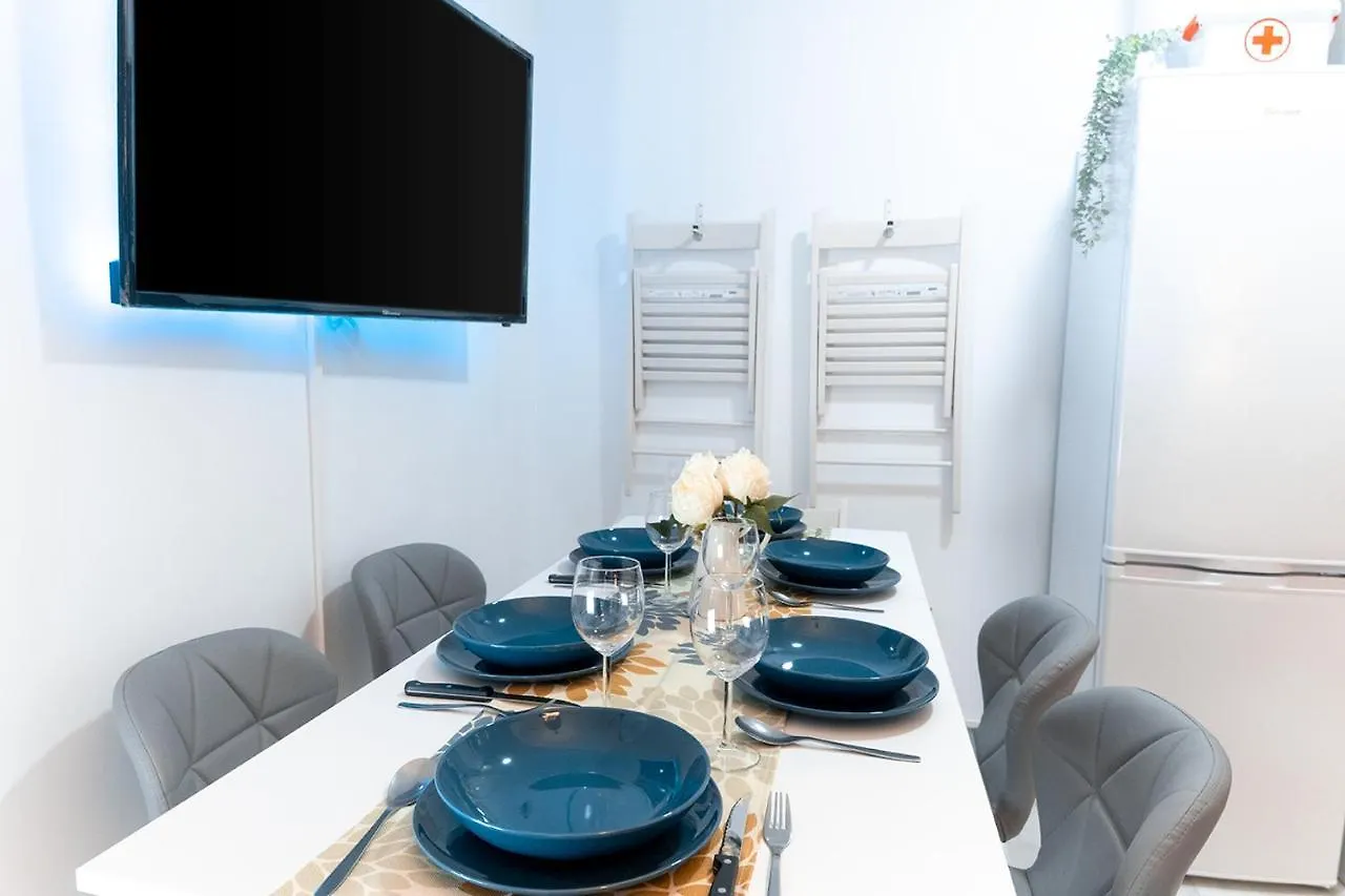 Downtown Apartment Seville Spain